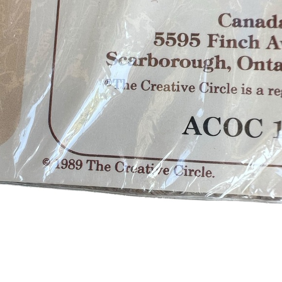 VTG Needlecraft Sampler The Creative Circle #1673 Love is Patient Completed 5x5 - Picture 4 of 5